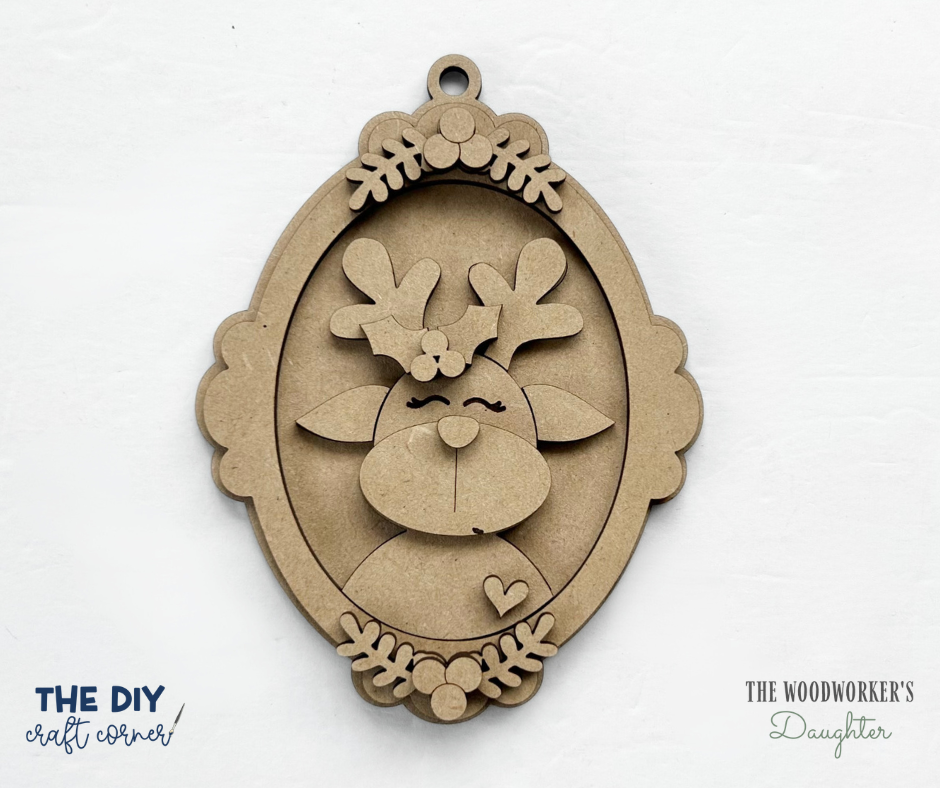 DIY Christmas Frame Ornaments – Wood Cuts